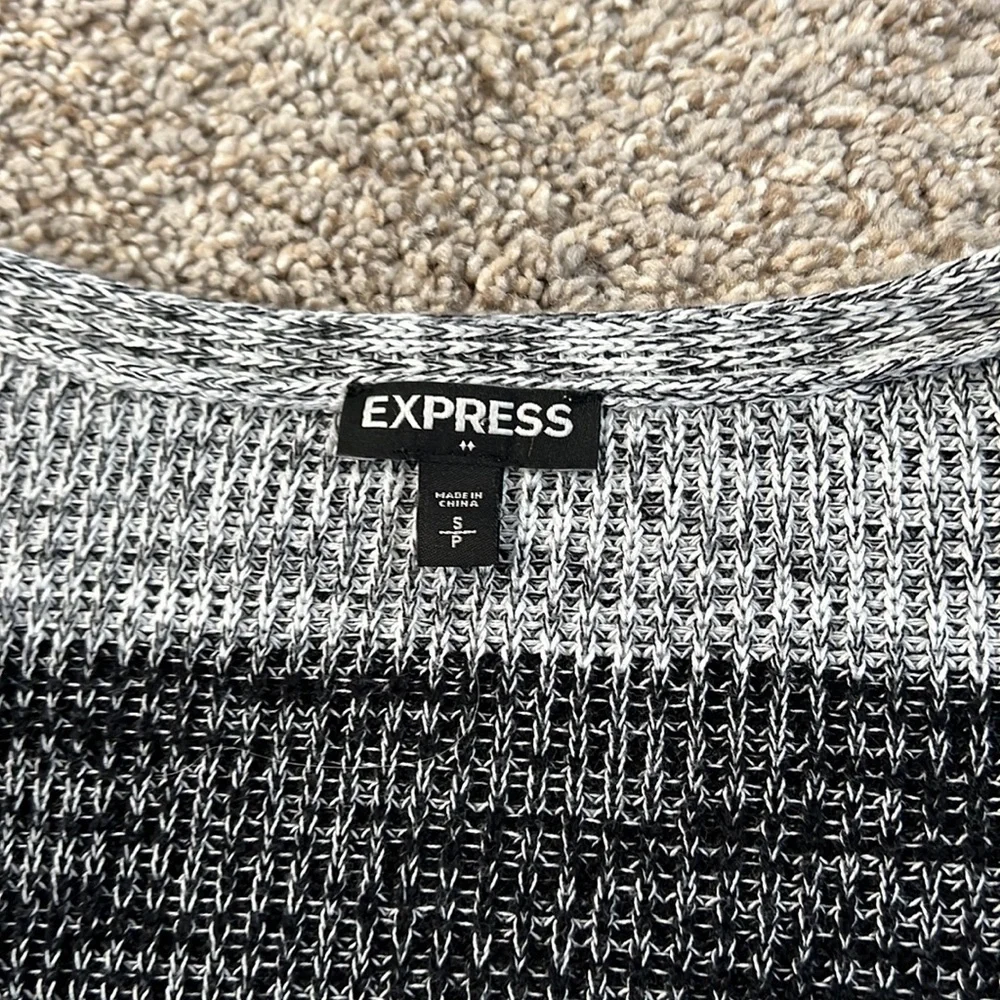Express Sweater - Picture 2 of 5